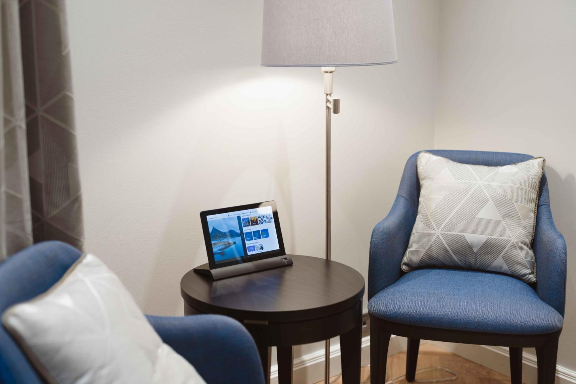 Hotel Bastian Хельсинки Экстерьер фото